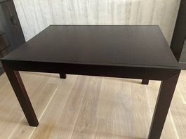 Table massif 80 x 120 cm ; extensible: 240 cm